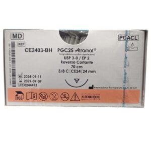 Caja de suturas absorbibles Atramát PGC25, hilo 3-0 de 70 cm con aguja curva 3/8 de 24 mm, punta cortante inversa. Contiene 36 unidades, estéril, de uso médico.