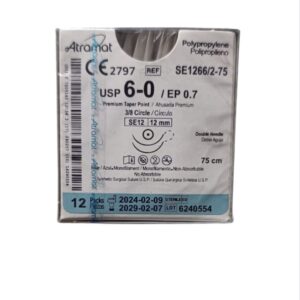 *Aguja Cirugía Atromat*: 12 piezas de agujas quirúrgicas de poliuretano, punta curva 3/8 de circunferencia, diámetro 0.7 mm, 75 cm de longitud, no absorbible, esterilizadas, para suturas en cirugía general.